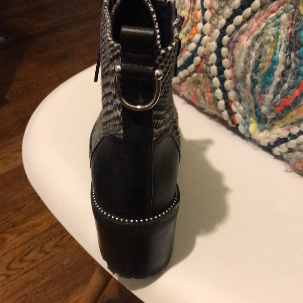 Aldo Black & White Glen Plaid Booties - Picture 6 of 12